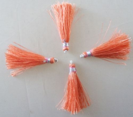  Silk Tassel