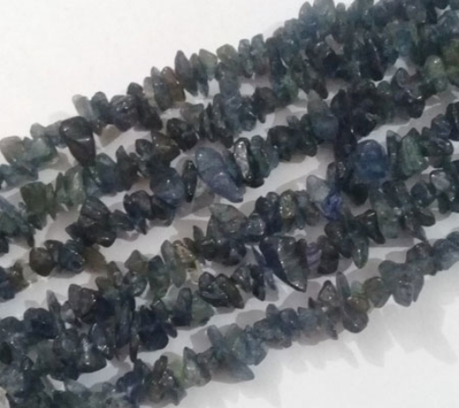 Iolite chips beads