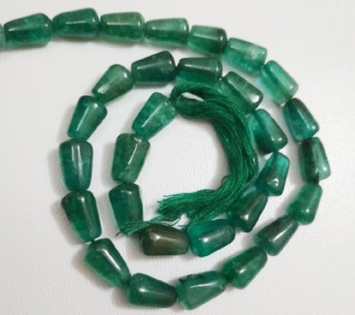 Picture of Green Jade (dyed) top drilled drop beads