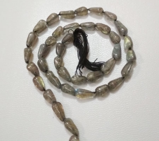 Picture of Labradorite top drilled drop beads