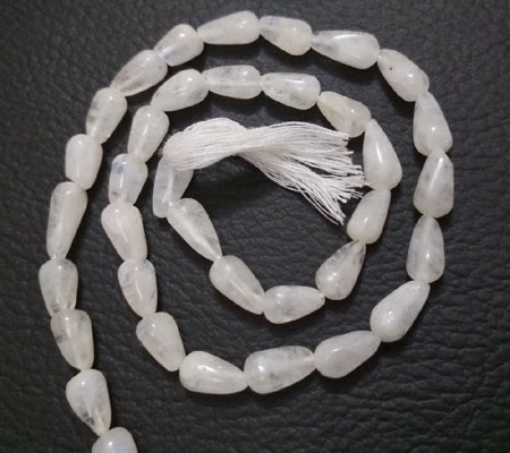 Picture of Rainbow Moonstone top drilled drop beads