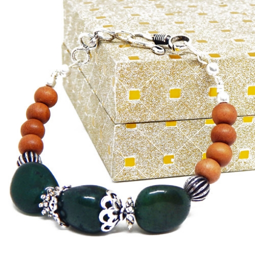 Green Aventurine Tumble & White Sandal wood Bracelet