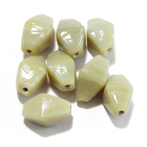 Glass Beads, Free and Fast Shipping