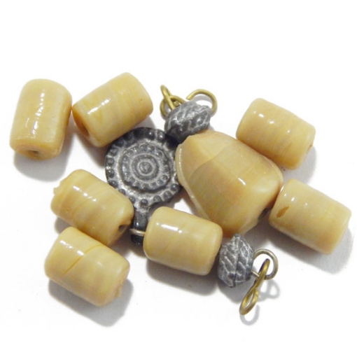 Glass Beads, Free and Fast Shipping